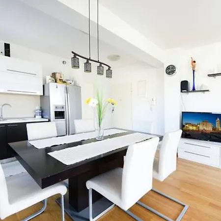 Luxury Eli Apartamento