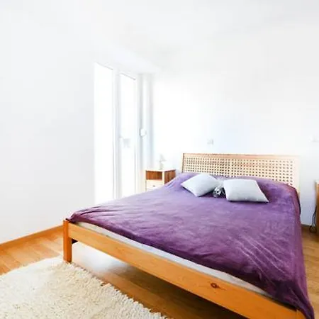 Luxury Eli Lägenhet *