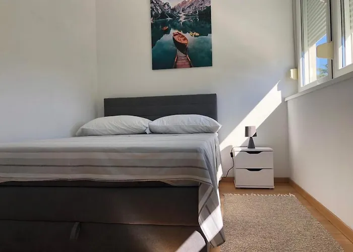 Luxury Eli Apartman *